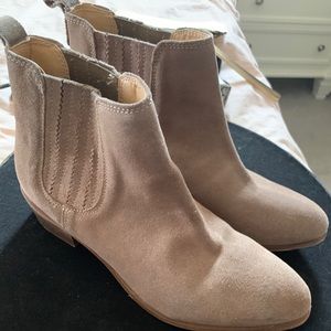 Steve Madden booties